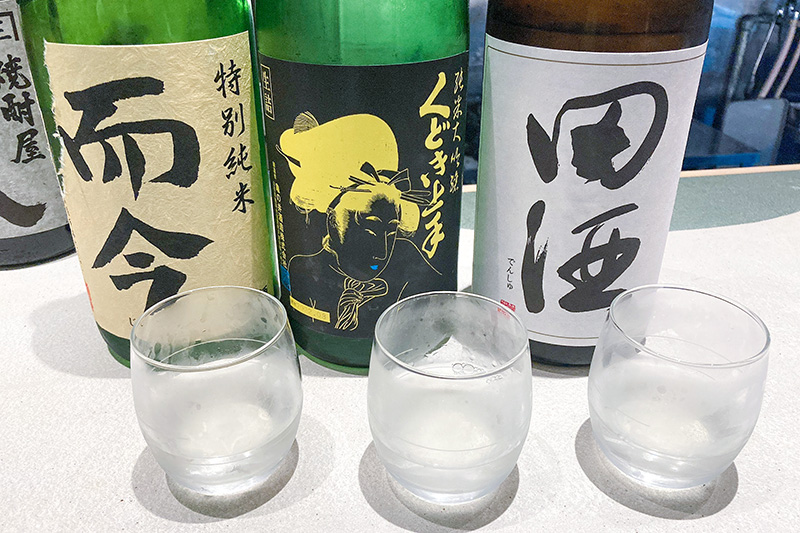 「わしゅまる」の「日本酒3種飲み比べ」